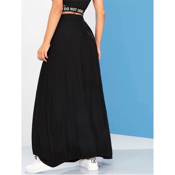 5⭐️ Griselle cotton blend Skirt - Picture 3 of 5